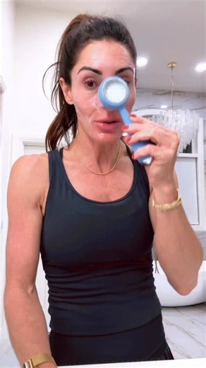 15 reactions · 12 comments | The only thing that gets my face completely clean! I love this thing and it’s like a spa day on my face. It feels so good! | SexyModest Boutique | Facebook