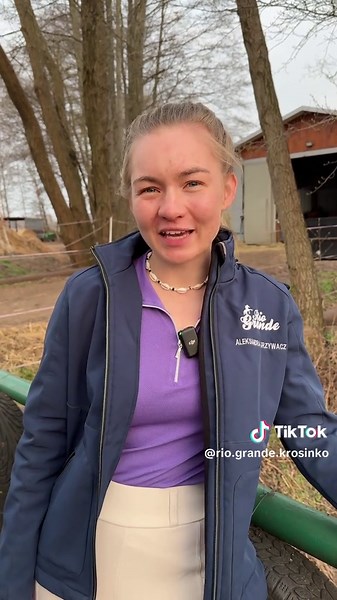 Majówka już za rogiem, więc jeśli chcecie spędzić ten czas w naszej stajni razem z Aleksą i Matim to najwyższy czas żeby się zapisać! Czeka Was wiele atrakcji i moc wrażeń! Formularz do zapisów znajduje się w naszym bio ✉️ Miejsc nie zostało dużo, musicie się spieszyć 🥰