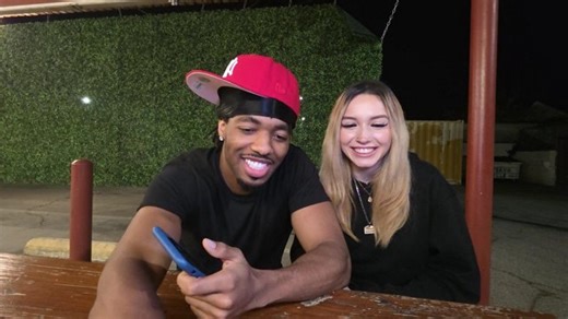 IRL w/Bleu! No Nut-A-Thon! 🦃 Quick Stream! !discord !sub