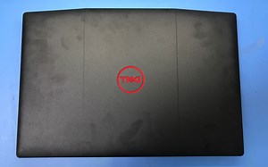 戴尔G3 3590拆机更换A壳