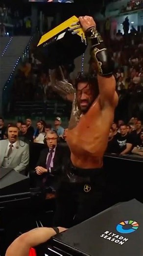 Gonna be pretty hard to do another death grip with a broken hand 🫢🤷🧰 #WWEClash
