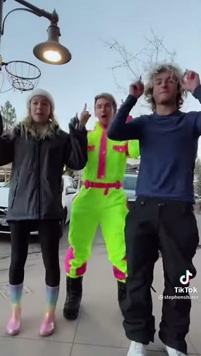 Stephen Sharer TikTok (Dancing The TikTok Cutie Song With Topper Guilt And Colie)