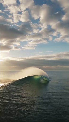 Quiet the Mind | Slow Ocean Waves Under a Wide Evening Sky