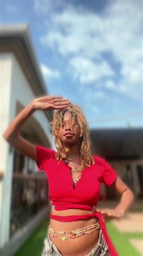 Edee 🥰 (@edee_lormarks)’s videos with dos carre BABY FOX SONG - BΛBYFӨX