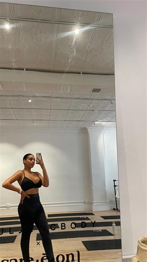 Tyiana Lee on Instagram: "Did you know the color of your semen can reveal important information about men’s health? Clear, white, yellow, green, or even red each color can signal something different about hydration, vitamins, infection, or overall wellness. Understanding these signs helps men take better care of their health—and women ! #menshealth #womenshealth #fertitlity #pregnancy"