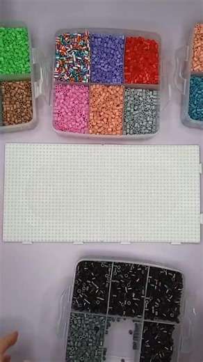 Super Mario Bros o Super Mario Party🥳 #pyssla #perlinedastirare #hamabeads #supermariobros | Ashley Shylo