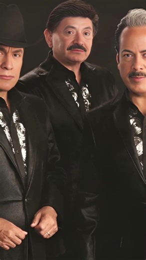 La Jaula de Oro - Los Tigres del Norte #musicaparamifiesta #musica #music #shorts #paratii