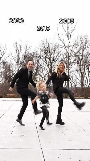 What a happy family ☺️ #sturdy #family #nickkosir