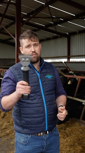 🐑✨ FarmPro Livestock Clipper – Built for Performance! ✨🐄 Just one of the amazing clipper brands we stock. Get your sheep and cattle looking their best with the FarmPro Livestock Clipper, now available at Daltons Chancellors Mills in Kilkenny and Cullohill! 🔧 Key Features: ✔️ 2 x Li-ion Battery Packs for uninterrupted clipping ✔️ A5 Cutter & Comb included ✔️ 2400 rpm power for efficient performance ✔️ Quick 90 min charge time with a 60 min running time ✔️ Lightweight at just 1.35kg ✔️ 1 Year W