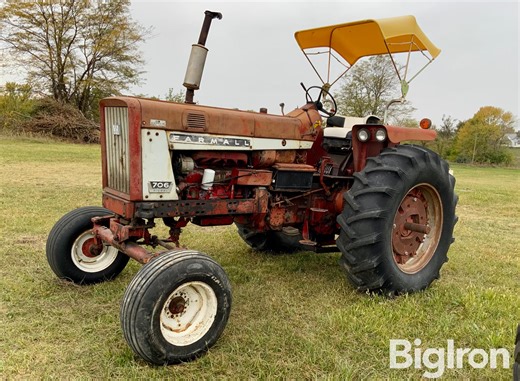 1964 International Farmall 706 2WD Tractor | Agriculture