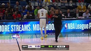 Anthony Davis asked for a sub out and headed back to the locker room. —————————— Get P12,000 first deposit bonus! Use our registration promo code: 1XPILIPINAS 1XBET for Mobile: https://tinyurl.com/357vmmaz #PilipinasBasketball | Pilipinas Basketball