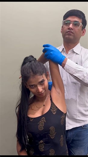 Chiropractorsss on Instagram: "Chiropractic shoulder adjustment #chiropractic #chiropractor #physiotherapy"