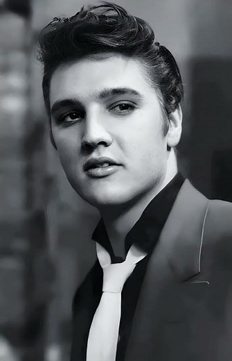 Elvis Presley, Wear my ring around your neck