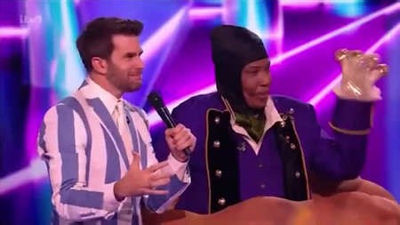 Watch: Macy Gray’s awkward interview with The Masked Singer judges after singer storms off stage