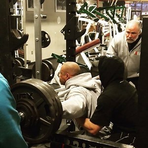 @exilefitness today working my hardest to get the quads back thanks for everyone's support. @wellness_fitness_nutrition @cardilloweightbelts @jimmysseafood @levrone_signature_series #Fam | Kevin Levrone