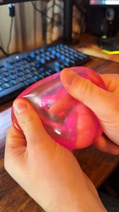 709K views · 1.1K reactions | https://bit.ly/4mhRYjr 5 unique fidget toys you can’t put down ✨ | Blossom | Facebook