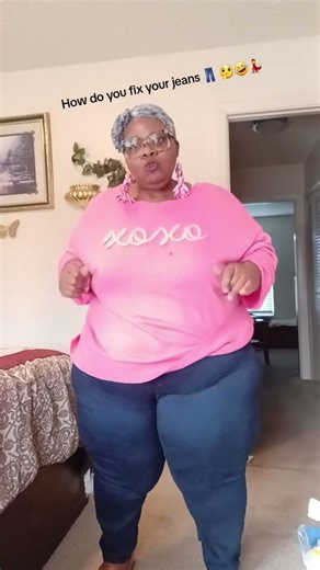 How do you put on your Jean's? #fyp #foryoupage #bounceandwiggle