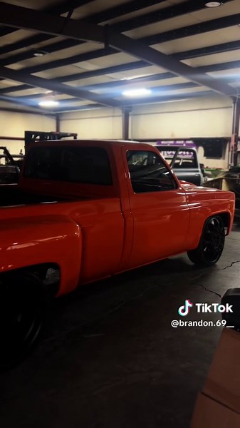 Custom Dually Truck Builds for Chevy Enthusiasts