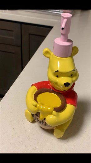 Anything winnie the pooh and/or Pink 🩷 I NEED ⭐️✨ #Winniethepooh #pink