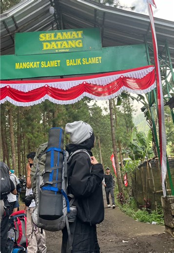 Keindahan Gunung Slamet: Petualangan Naik Gunung