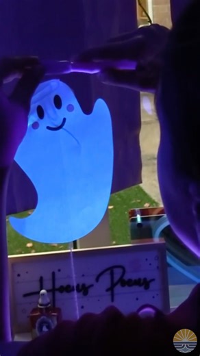 Spooky Halloween STEM Lab 👻 🧪 🎃 #shorts #halloween #science