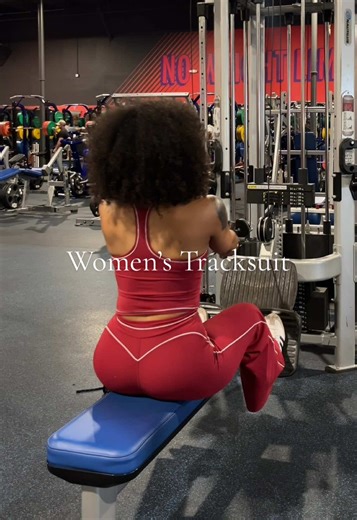 Cute Gym Outfit & Music for Workouts