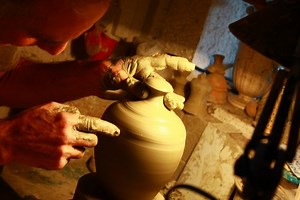 Grottaglie: Ceramics, Caves, and Authentic Southern Charm - Beautiful Puglia