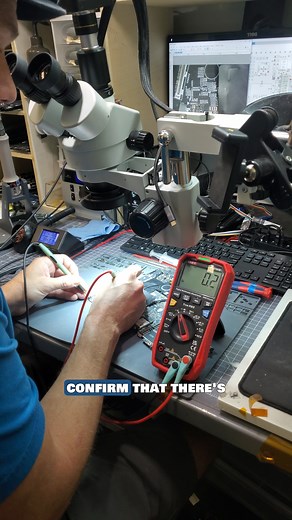 DEAD Alienware Blinking Red and Blue #laptoprepair #motherboardrepair #DellTech #dellpartspeople | Parts-People.com