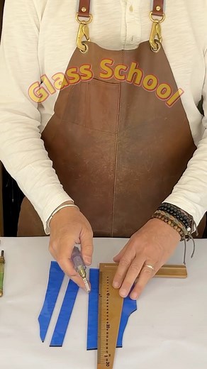 How to use Silberschnitt running pliers to cut glass. #StainedGlass #glassart | Derek Hunt Artist