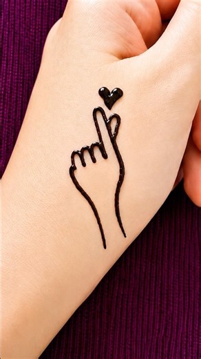 Korean Heart Name Henna Design🌿(R♥️)#mehndi #mehndidesign #hennadesign #hennaart #hennatatto #henna