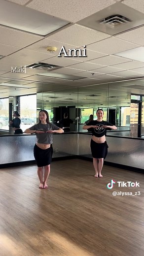 Learn 6 Essential Tahitian Dance Moves