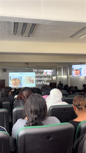 Qué bonito vivir esta experiencia con personas tan bonitas #uaem #odonto #congreso