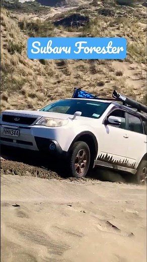 Subaru Forester SH climbing sand dunes