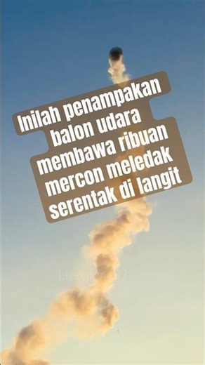 Tradition or Chaos? Giant Firecracker Balloons in East Java! 🇮🇩🎇 #hotairballoon #firecrackers