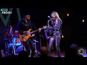 A Sax Legend! #mindiabair