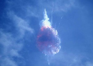 RIP Falcon 9: SpaceX destroys rocket during Crew Dragon abort test [video]