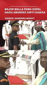 Watch: President Droupadi Murmu confers Major Rama Gopal Naidu with Kirti Chakra #DroupadiMurmu #KirtiChakra #ETNOW | ET NOW