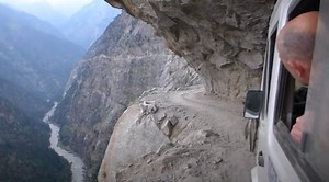 Journey Through The Himalayas: The Most Insane Bus Ride You'll Ever See