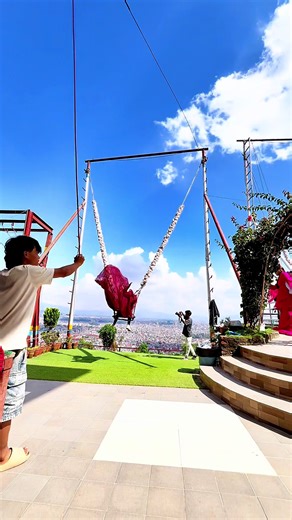 Exploring Electric Swing Music at Singletree Hill