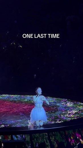 Ariana Grande One Last Time - Eternal Sunshine Tour singalong