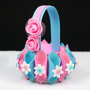 How to make a beautiful basket with foam sheet and plastic bottle Cómo hacer una hermosa canasta con lámina de espuma y botella de plástico. #diy #crafts #recycling #manualidades | Crafts Dude