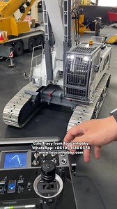 The LR960 hydraulic demolition excavator has extendable tracks that allow for amazing balance🤩and a cabin that lifts beautifully #Rc #Toucanhobby #construction #rclife #rcmodel #excavator #tracks #hydraulic | Toucanhobby RC Model