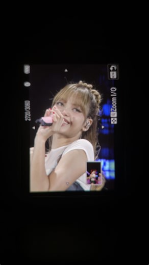 TikTokJB | BLACKPINK - Kick It 2025.10.26 (LISA FANCAM) #lisa #blackpink #kick #it | Instagram