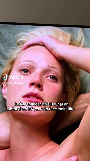 did you know gweneth paltrow was 26 years old when she filmed this movie with Michael Douglas in 1998? full movement in her face, no pillow face/ filler placment and in one scene you can vividly see her acne scarring and i love this fresh, youthful look. with social media, at a very young age we are exposed to socetial skin “norms”. we try to keep up with the latest skin injectable, latest skincare trend, what we can do to fill and lift certain areas! when in reality, young women & men have embr