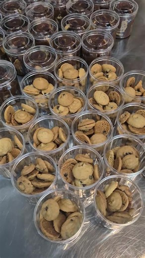 Pesan Goodies untuk 250 Jar di Qitobites!