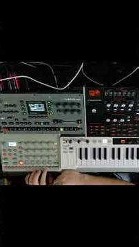Pre planned drum beats is CHEATING!! were doing it LIVE #elektron #modelcycles #octatrack #synth