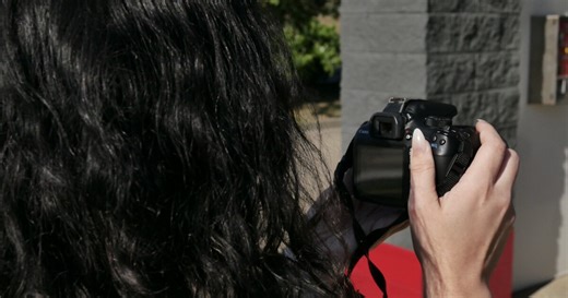 Photographer making matches through mystery first date photoshoot