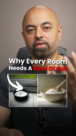 Here’s why you should keep a bowl of salt in every room of your house. Most people think salt is just useful for cooking. But what most people don’t know is that salt is super hygroscopic, meaning it pulls moisture straight out of the air. And with that moisture? It also traps pollutants, mold spores, and even toxic VOCs that off-gas from furniture and cleaning products. Just grab a small bowl, fill it with sea salt or Himalayan salt, and place one in each room. Studies are showing nowadays indo