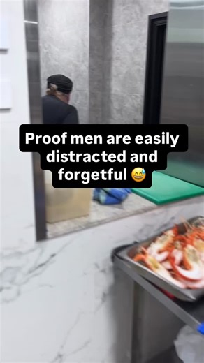 Ever walk towards a room, get distracted and completely forget why you went in there? 😅 Chef Garry does it with the coolroom on the daily. 🥶 One minute: “I’ll just grab that…” Next minute: standing in Antarctica wondering about life choices 🌍❄️ Don’t worry though - he retraces his steps like Sherlock Holmes of the kitchen and boom 💡 it comes back to him. And in case you’re wondering, he says: 👉 “If anyone needs a capable chef, you know where to find me.” Classic Garry. 😂 #chef #tasteoftusc