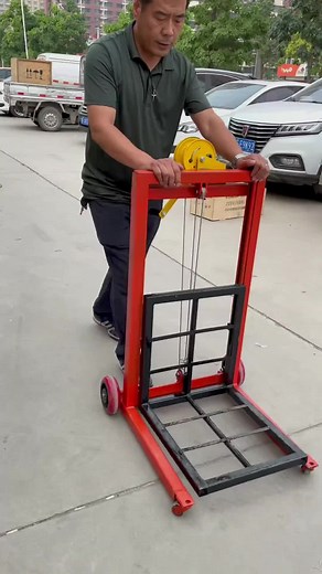 Effortless Power: Manual Hand Winches for Various Loads